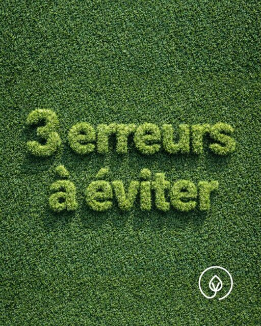 😬 3 erreurs à éviter lors de la pose de sa pelouse artificielle 

1️⃣ Rouleaux posés dans des sens différents → variations de teinte et raccords visibles.
Vérifiez le sens des fibres et alignez les dans la même direction.

2️⃣ Couper sans prévoir les jonctions → découpes approximatives = lignes visibles. 
Utilisez des bandes de jonction avec une pression homogène.

3️⃣ Négliger les bords → sans fixation, le gazon bouge. 
Clous ou colle pour gazon synthétique indispensables.

Besoin d’un œil expert sur votre projet ? Écrivez-nous en MP, on vous guide.

———————
YARDS Gazon synthétique
www.yards.fr (lien en bio)

#GazonSynthetique #PoseGazon #TerrasseBalcon #JardinSansEntretien #Yards
