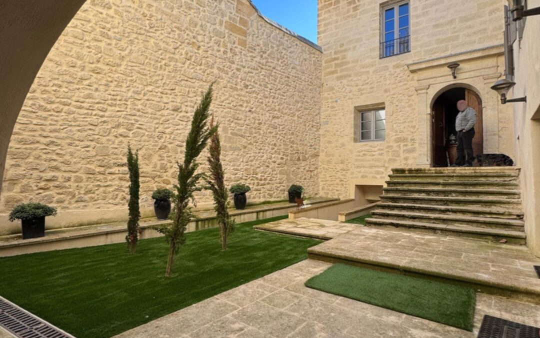 amenagement-jardin-uzes-gard-gazon-synthetique-bentgrass-52mm-yards-2